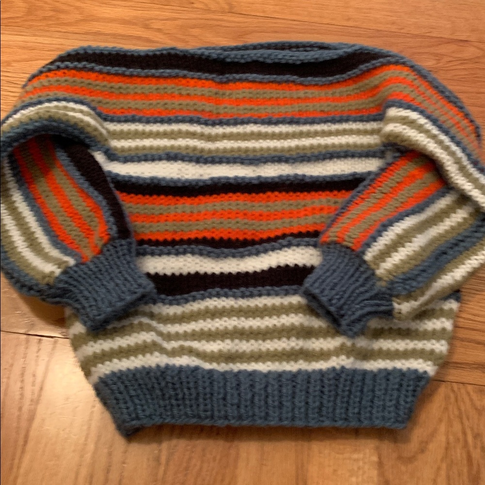 Adorable Unisex Handmade knit acrylic yarn kids stretchy striped sweater szS